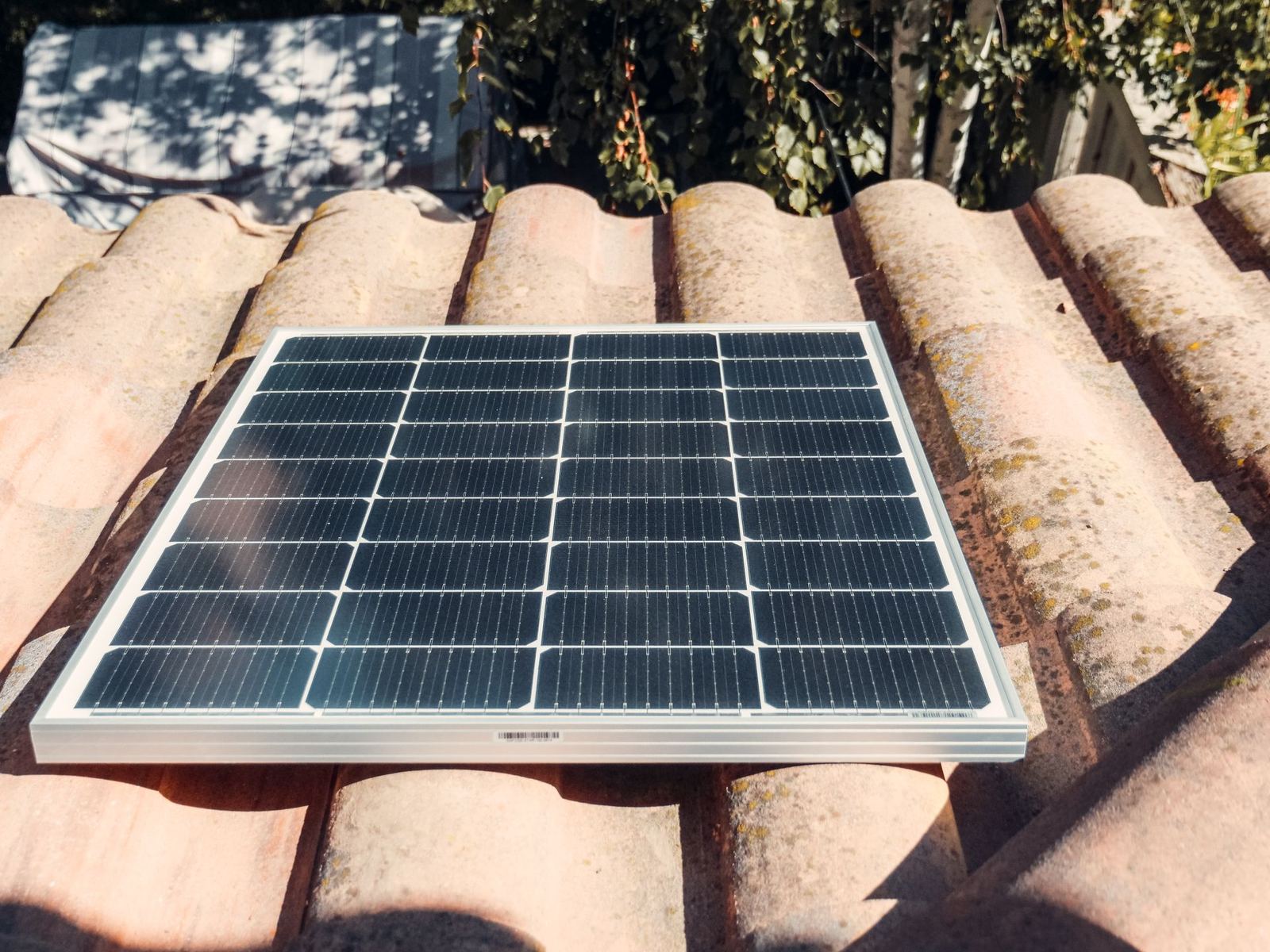 HI-H5 5 kW Tek Fazlı Hibrit İnverter